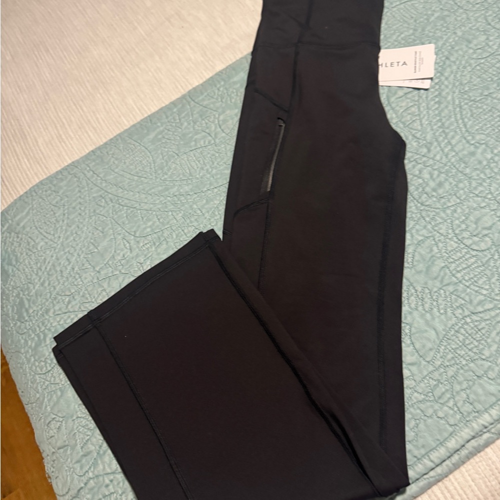 Athleta Rainer Bootcut size small. Nwt
